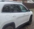 Белый Джип Чероки, объемом двигателя 2.4 л и пробегом 145 тыс. км за 17000 $, фото 4 на Automoto.ua