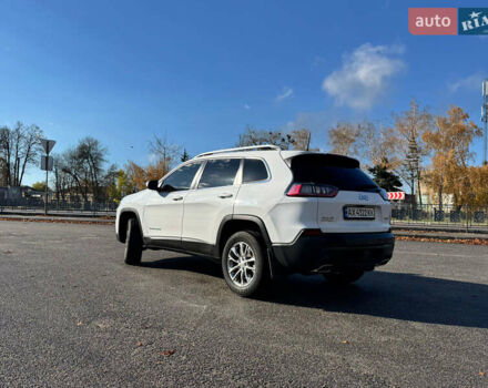 Білий Джип Cherokee, об'ємом двигуна 3.24 л та пробігом 67 тис. км за 24500 $, фото 3 на Automoto.ua