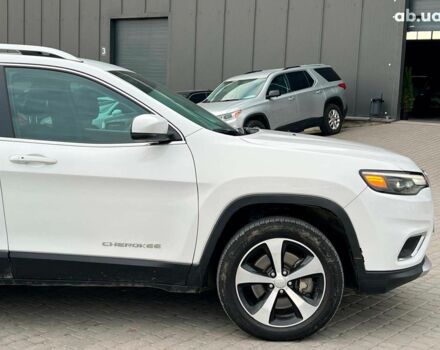 Білий Джип Cherokee, об'ємом двигуна 3.2 л та пробігом 76 тис. км за 18790 $, фото 10 на Automoto.ua