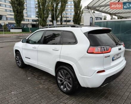 Джип Чероки 2020 в Киеве на Automoto.ua Белый Джип Чероки, объемом двигателя 3.24 л и пробегом 121 тыс. км за 19700 $, фото 2 на Automoto.ua