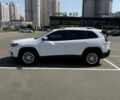 Джип Чероки 2020 в Киеве на Automoto.ua Белый Джип Чероки, объемом двигателя 2.36 л и пробегом 119 тыс. км за 16400 $, фото 8 на Automoto.ua