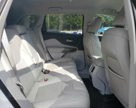 Белый Джип Чероки, объемом двигателя 0 л и пробегом 86 тыс. км за 11000 $, фото 10 на Automoto.ua