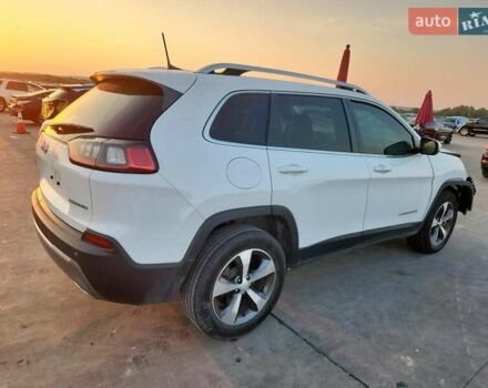 Білий Джип Cherokee, об'ємом двигуна 1.99 л та пробігом 46 тис. км за 3000 $, фото 2 на Automoto.ua
