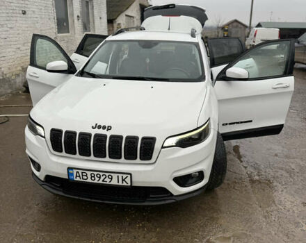 Белый Джип Чероки, объемом двигателя 2.36 л и пробегом 46 тыс. км за 16000 $, фото 13 на Automoto.ua