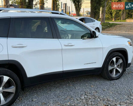 Белый Джип Чероки, объемом двигателя 2.36 л и пробегом 96 тыс. км за 18000 $, фото 16 на Automoto.ua