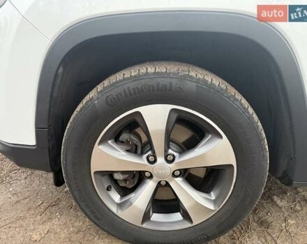 Белый Джип Чероки, объемом двигателя 3.24 л и пробегом 40 тыс. км за 22500 $, фото 9 на Automoto.ua