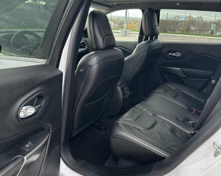 Белый Джип Чероки, объемом двигателя 3.24 л и пробегом 109 тыс. км за 17900 $, фото 22 на Automoto.ua