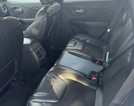 Белый Джип Чероки, объемом двигателя 2.36 л и пробегом 123 тыс. км за 15500 $, фото 6 на Automoto.ua