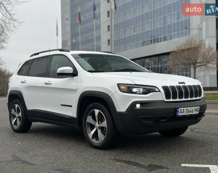 Белый Джип Чероки, объемом двигателя 3.24 л и пробегом 68 тыс. км за 19900 $, фото 23 на Automoto.ua