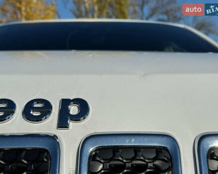 Білий Джип Cherokee, об'ємом двигуна 3.24 л та пробігом 67 тис. км за 24500 $, фото 18 на Automoto.ua