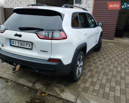 Белый Джип Чероки, объемом двигателя 3.24 л и пробегом 127 тыс. км за 20000 $, фото 5 на Automoto.ua