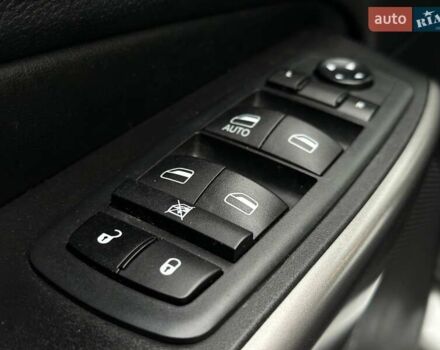 Белый Джип Чероки, объемом двигателя 3.24 л и пробегом 68 тыс. км за 19900 $, фото 12 на Automoto.ua