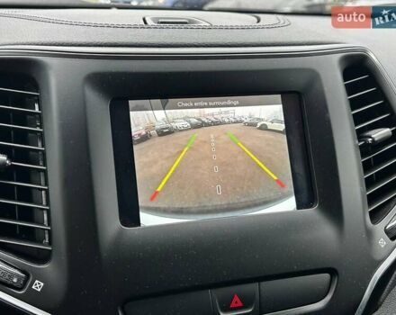 Білий Джип Cherokee, об'ємом двигуна 2.36 л та пробігом 73 тис. км за 17990 $, фото 20 на Automoto.ua