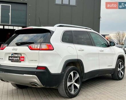 Білий Джип Cherokee, об'ємом двигуна 3.2 л та пробігом 76 тис. км за 18790 $, фото 7 на Automoto.ua