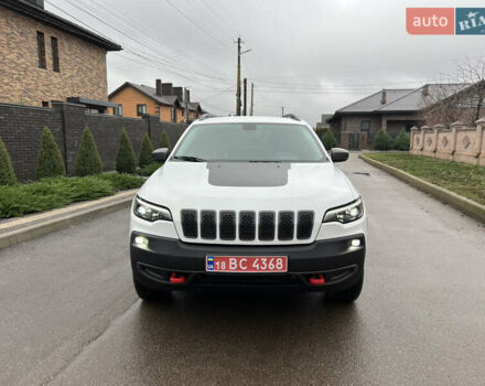 Белый Джип Чероки, объемом двигателя 3.24 л и пробегом 93 тыс. км за 21700 $, фото 2 на Automoto.ua