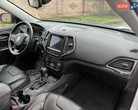 Белый Джип Чероки, объемом двигателя 3.24 л и пробегом 93 тыс. км за 21700 $, фото 14 на Automoto.ua