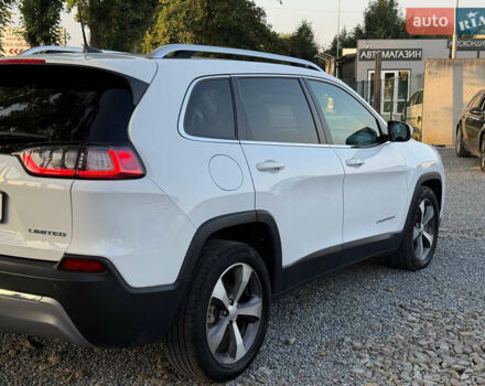 Белый Джип Чероки, объемом двигателя 2.36 л и пробегом 96 тыс. км за 18000 $, фото 14 на Automoto.ua