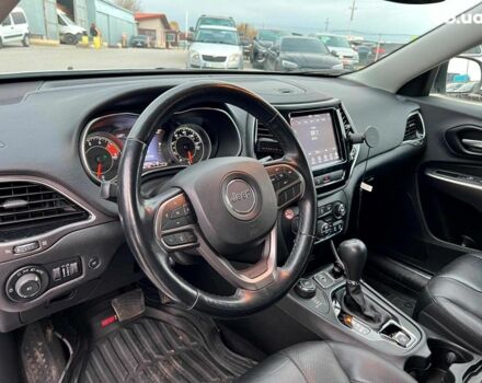 Білий Джип Cherokee, об'ємом двигуна 3.2 л та пробігом 76 тис. км за 18790 $, фото 16 на Automoto.ua