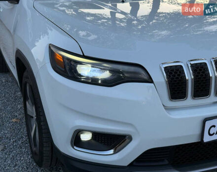 Белый Джип Чероки, объемом двигателя 2.36 л и пробегом 96 тыс. км за 18000 $, фото 22 на Automoto.ua