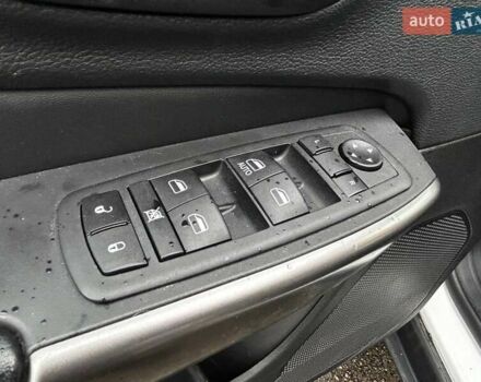 Білий Джип Cherokee, об'ємом двигуна 2.36 л та пробігом 73 тис. км за 17990 $, фото 13 на Automoto.ua