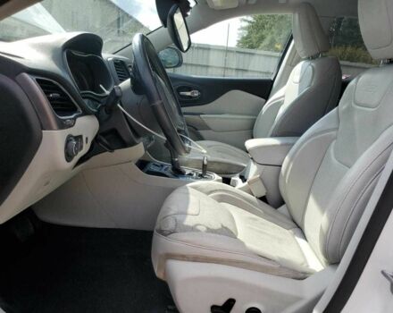 Белый Джип Чероки, объемом двигателя 2.4 л и пробегом 139 тыс. км за 3400 $, фото 6 на Automoto.ua