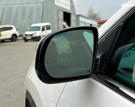 Білий Джип Cherokee, об'ємом двигуна 3.2 л та пробігом 76 тис. км за 18790 $, фото 13 на Automoto.ua