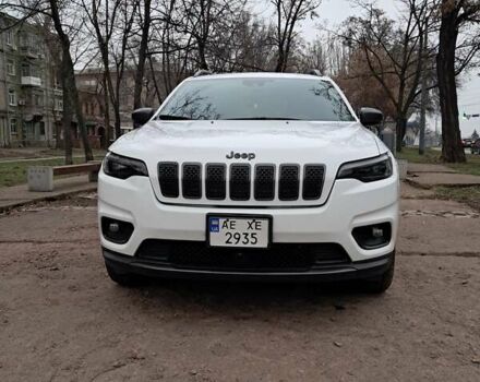 Белый Джип Чероки, объемом двигателя 3.24 л и пробегом 55 тыс. км за 21855 $, фото 1 на Automoto.ua