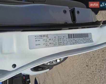 Белый Джип Чероки, объемом двигателя 2.36 л и пробегом 125 тыс. км за 4100 $, фото 11 на Automoto.ua