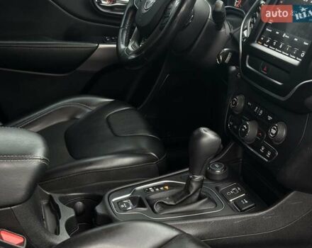 Белый Джип Чероки, объемом двигателя 3.24 л и пробегом 68 тыс. км за 19900 $, фото 20 на Automoto.ua