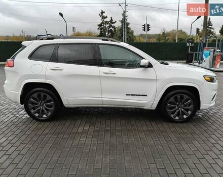 Джип Чероки 2020 в Киеве на Automoto.ua Белый Джип Чероки, объемом двигателя 3.24 л и пробегом 121 тыс. км за 19700 $, фото 4 на Automoto.ua