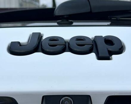 Білий Джип Cherokee, об'ємом двигуна 3.24 л та пробігом 69 тис. км за 21700 $, фото 11 на Automoto.ua