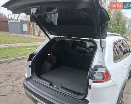 Білий Джип Cherokee, об'ємом двигуна 3.2 л та пробігом 78 тис. км за 23500 $, фото 29 на Automoto.ua