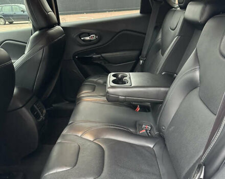 Білий Джип Cherokee, об'ємом двигуна 2.36 л та пробігом 49 тис. км за 16500 $, фото 15 на Automoto.ua