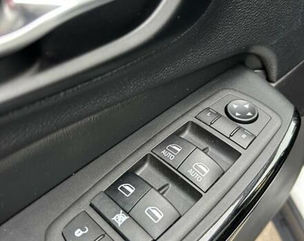 Білий Джип Cherokee, об'ємом двигуна 3.24 л та пробігом 69 тис. км за 21700 $, фото 28 на Automoto.ua