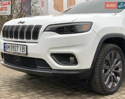 Белый Джип Чероки, объемом двигателя 3.2 л и пробегом 49 тыс. км за 22755 $, фото 10 на Automoto.ua