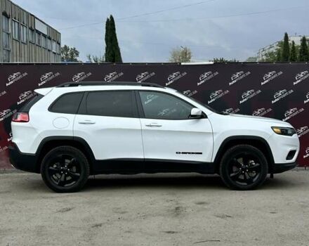 Білий Джип Cherokee, об'ємом двигуна 3.24 л та пробігом 69 тис. км за 21700 $, фото 3 на Automoto.ua