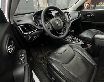 Білий Джип Cherokee, об'ємом двигуна 3.24 л та пробігом 69 тис. км за 21700 $, фото 25 на Automoto.ua