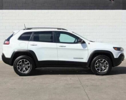 Білий Джип Cherokee, об'ємом двигуна 3.2 л та пробігом 55 тис. км за 9000 $, фото 3 на Automoto.ua