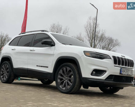 Белый Джип Чероки, объемом двигателя 3.2 л и пробегом 49 тыс. км за 22755 $, фото 5 на Automoto.ua