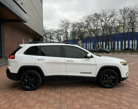 Білий Джип Cherokee, об'ємом двигуна 2.36 л та пробігом 49 тис. км за 16500 $, фото 5 на Automoto.ua
