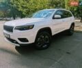 Білий Джип Cherokee, об'ємом двигуна 2 л та пробігом 49 тис. км за 20000 $, фото 1 на Automoto.ua