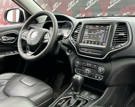 Білий Джип Cherokee, об'ємом двигуна 3.24 л та пробігом 69 тис. км за 21700 $, фото 19 на Automoto.ua