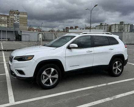 Білий Джип Cherokee, об'ємом двигуна 3.24 л та пробігом 72 тис. км за 17600 $, фото 6 на Automoto.ua