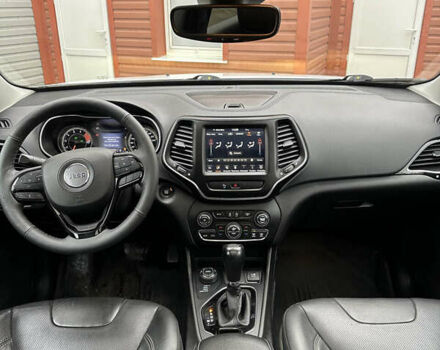 Білий Джип Cherokee, об'ємом двигуна 3.24 л та пробігом 69 тис. км за 21700 $, фото 19 на Automoto.ua