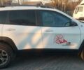 Белый Джип Чероки, объемом двигателя 3.2 л и пробегом 49 тыс. км за 25300 $, фото 1 на Automoto.ua