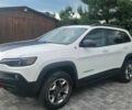Білий Джип Cherokee, об'ємом двигуна 3.2 л та пробігом 92 тис. км за 12300 $, фото 1 на Automoto.ua