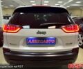 Білий Джип Cherokee, об'ємом двигуна 2 л та пробігом 19 тис. км за 24900 $, фото 3 на Automoto.ua