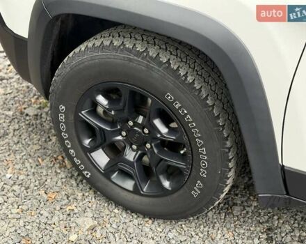 Белый Джип Чероки, объемом двигателя 3.24 л и пробегом 84 тыс. км за 24500 $, фото 24 на Automoto.ua