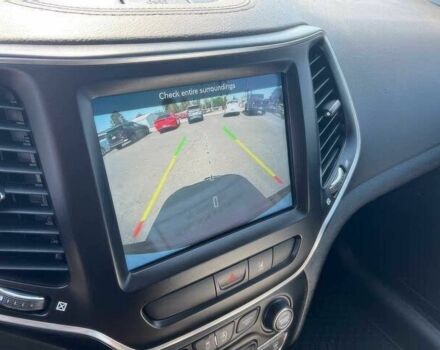 Белый Джип Чероки, объемом двигателя 3.2 л и пробегом 16 тыс. км за 13600 $, фото 6 на Automoto.ua