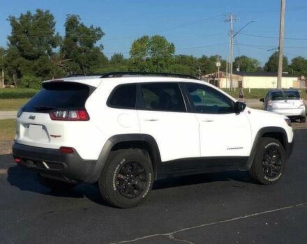 Білий Джип Cherokee, об'ємом двигуна 3.2 л та пробігом 30 тис. км за 13500 $, фото 5 на Automoto.ua